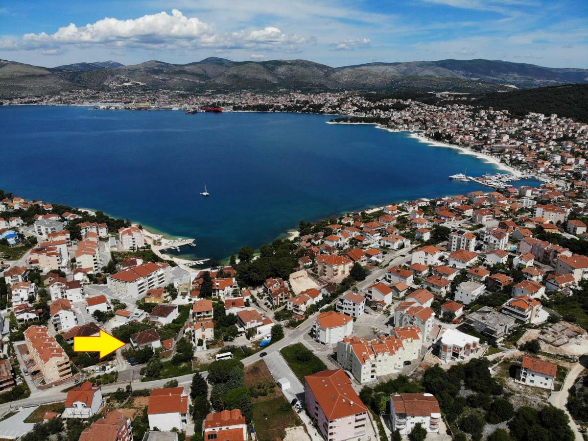 Flora Apartment Trogir Exterior photo